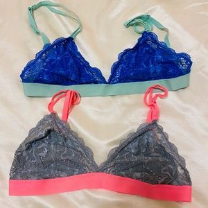 2 pack of VS pink bras!